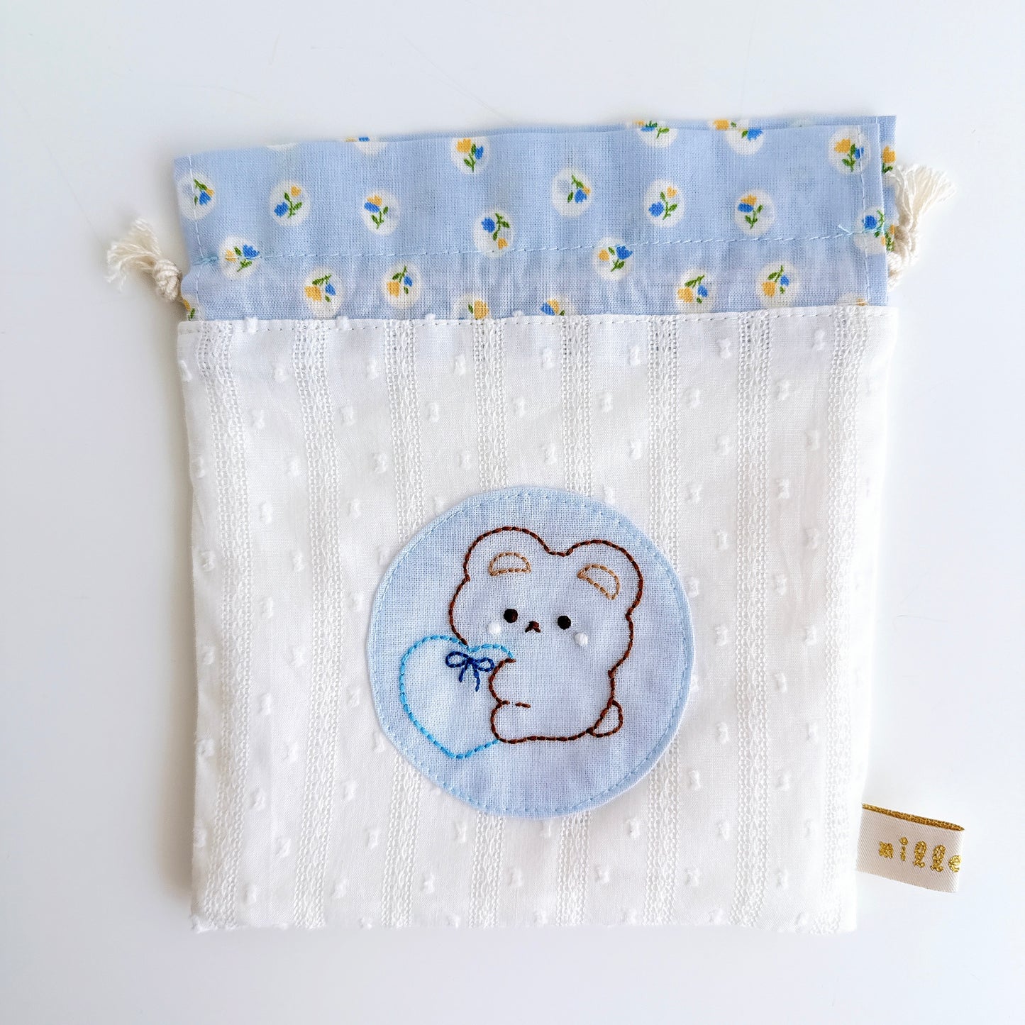 切り替え巾着刺繍ポーチ