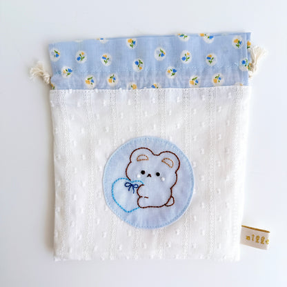 切り替え巾着刺繍ポーチ