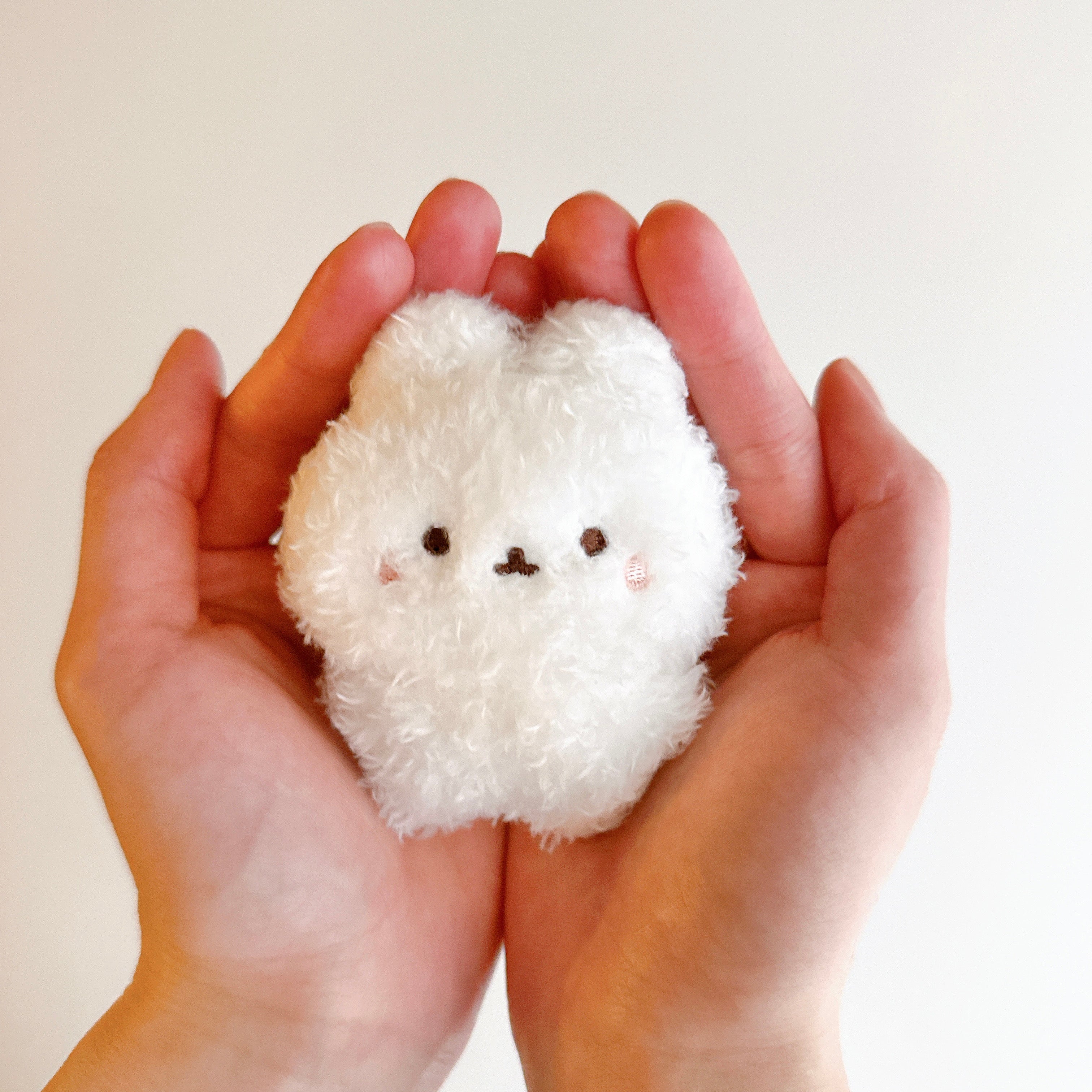 パムとタルトの手のひらぬいぐるみ